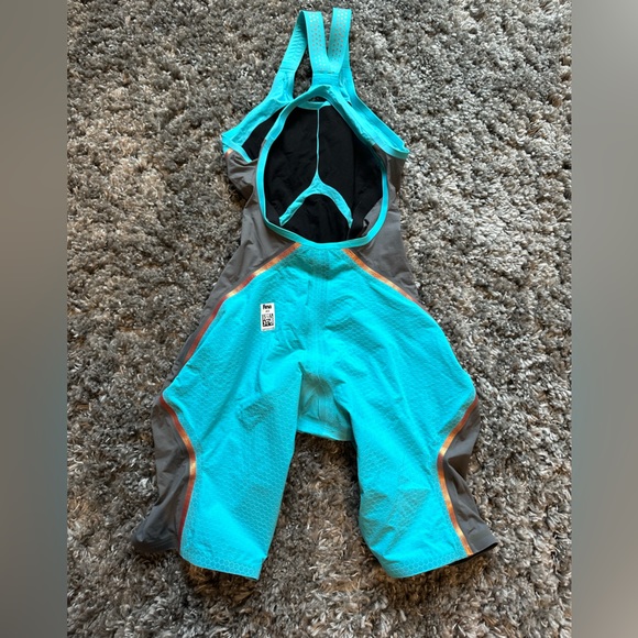 Aquabeam LZR Intent Speedo Tech Suit Womens Open Back Size 25 - Picture 2 of 6